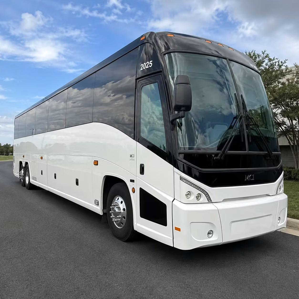 employee commuter shuttles for burbank s entertainment and tech corridors