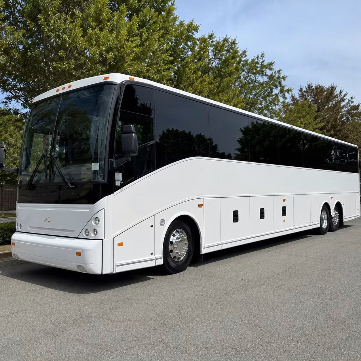 why burbank employers choose busrentalburbank com for their corporate shuttle programs